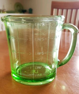 Vintage A & J Hazel Atlas Vaseline Uranium 4 Cup Green Glass Measuring Cup 2