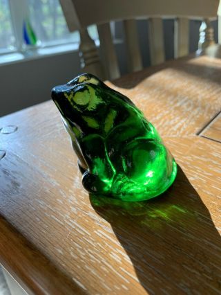 Vintage Green Glass Frog Paperweight 2