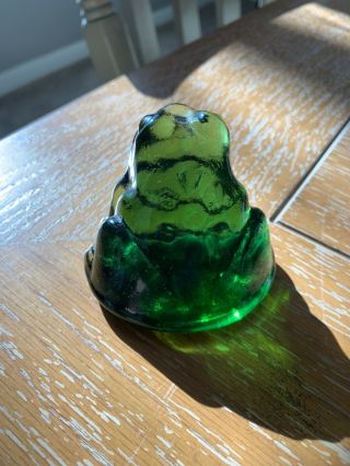 Vintage Green Glass Frog Paperweight 3