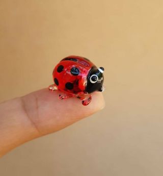 Adorable Red Lady Bug Hand Blown Glass Miniature Figurine Handcraft Collectible