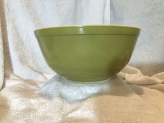 Pyrex Verde Green Mixing Bowl 403 2 1/2 Quart