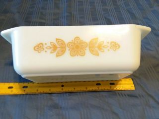 Vintage Pyrex Butterfly Gold Loaf Pan 8.  5 X 4.  5 X 2.  5