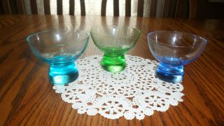 Vintage Colorful Glass Sherbet/dessert/ice Cream Dishes Bowls (set Of 3)