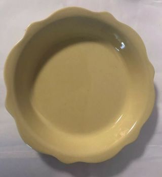 Southern Living At Home Gail Pittman Hospitality Pie Plate Butter Yellow