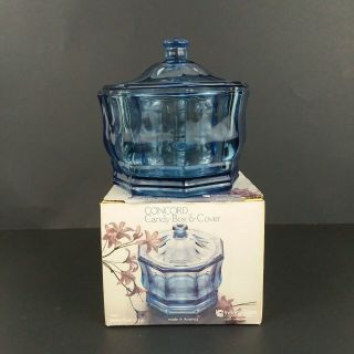 Vintage Indiana Glass Concord blue covered candy dish 5