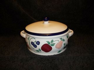 A Princess House Exclusive Orchard Medley 2 Qt.  Covered Casserole Dish