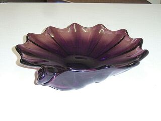 Art Glass Purple Amethyst Glass Leaf Bowl Candy Dish Ashtray