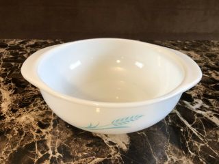 Vintage Pyrex Blue Wheat 023 1.  5 qt.  Hostess promotional bowl,  no lid 4