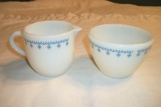 1970s Pyrex Corning Snowflake Blue Garland 6 Oz.  Milk Glass Creamer & Sugar Bowl