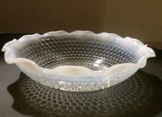 Stunning Vintage Fenton Moonstone Opalescent Hobnail Glass 9.  5 " Ruffled Bowl