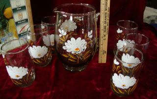 7 Piece Beverage Set,  Hand Painted Mums.  Pitcher and 6 Tumblers 3