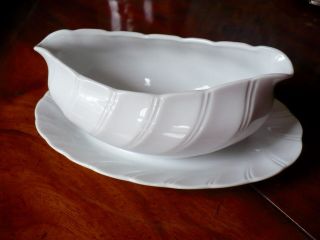 Sheffield Porcelain Fine China Gravy Boat Bone White Pristine