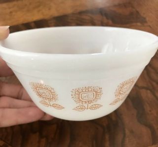 Vintage Federal Milk Glass Small Round 5” X 2.  5” Bowl Brown Floral Daisy