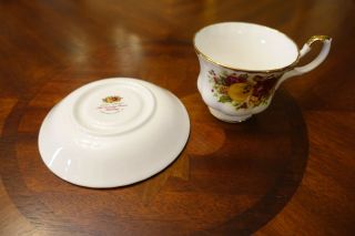 Royal Albert Old Country Roses Holiday Tea cup and Saucer 3