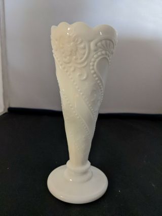 Vintage L.  E.  Smith Beads,  Stars & Scroll 6 1/2 " Milk Glass Vase
