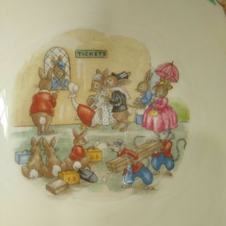 Vintage Royal Doulton Bunnykins Childs Plate And Bowl Train Station 1984 2