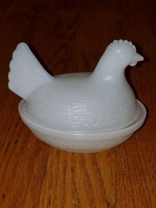 Vintage White Milk Glass Hen On Nest Chicken Rooster Lid Bowl Dish Opalescent
