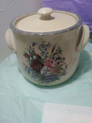 Home And Garden Party 2002 Floral Crock Cookie Jar With Lid.