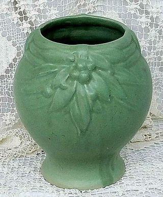 Antique Nelson Mccoy Pottery Leaf & Berry Vase Green 1920 