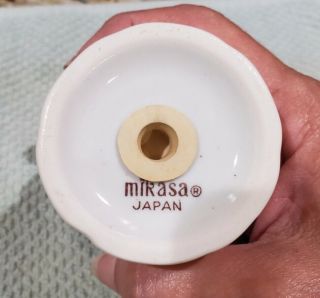Mikasa China Country Club Amy Salt & Pepper Shakers 2