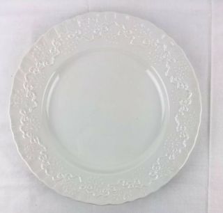 Wedgwood Ralph Lauren Claire White Dinner Plate 10.  5 " Raised Ribbons With Flaw
