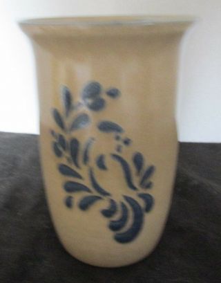 Pfaltzgraff Usa Folk Art Pat Tan Blue Bird Vase 4 1/2 " W X 6 1/2 " H