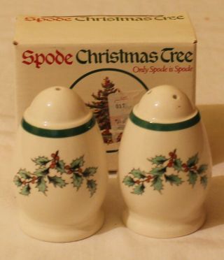 Spode Christmas Tree Made In England Salt Pepper Shakers