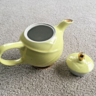 Hall 6 - Cup Moderne Teapot Yellow Drape Design Gold Trim 0219 Ceramic Stoneware