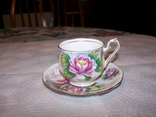 Royal Albert Teacup & Saucer " Flower Of The Month " 7 Water Lily Bone China