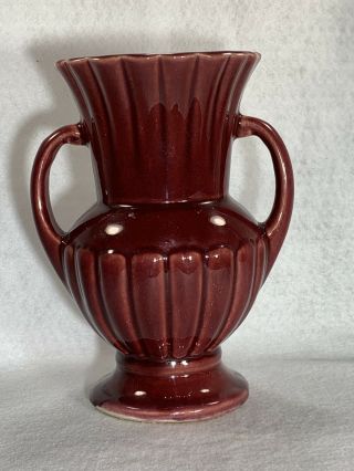 Vintage Shawnee USA Pottery Maroon Burgundy Red Handled Ribbed Vase/Urn 3
