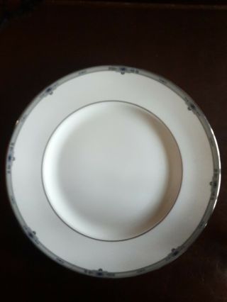 Wedgwood China Bone China Amherst 10 3/4” Dinner Plate
