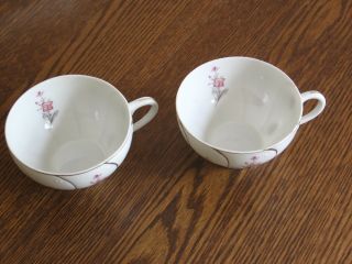 Vintage 2 China Tea Cups YAMAKA Japan White with Pink Rose Flower & Gold Accent 3