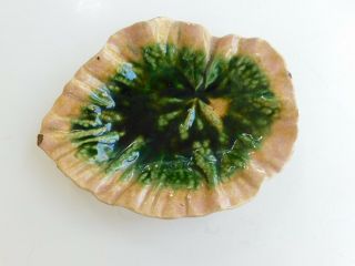 Antique Small Etruscan Majolica Begonia Leaf Plate With Chips Shabby Chic