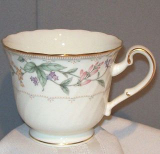 Noritake Brookhollow 4704 Bone China 3 " Footed Floral Scalloped Cup