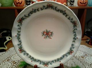 Pfaltzgraff Red Ribbons Pottery Holiday 11 Inch Dinner Plates Set Of 4