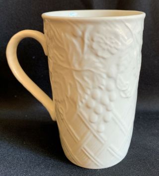 Mikasa,  English Countryside,  Coffee/cappuccino Mug,  Embossed,  White Dp 900
