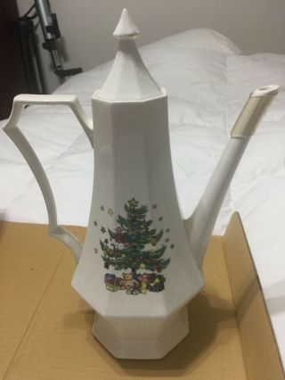 Nikko Christmas Tea/ Coffee Pot Decanter