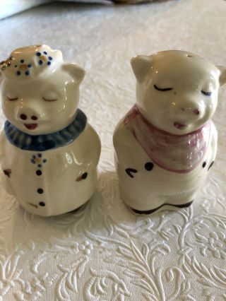 Shawnee Pottery Pig Salt And Pepper Shakers