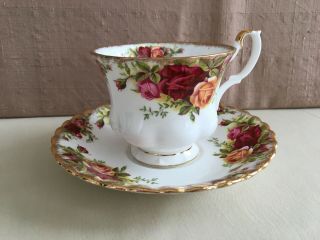 Royal Albert Old Country Roses Cup & Saucer Bone China England