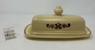 Pfaltzgraff Usa Village Covered Butter Dish With Lid - 8 1/4 " -