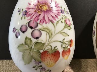 VTG Hollohaza Pannonia Strawberry Pattern Porcelain Egg Trinket Box - EUC 3