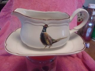 Stanhome Exclusive Pheasant Gravy Boat And Dish