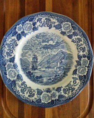 1 Loch Of Scotland Royal Warwick 10 In.  Dinner Plate,  Blue On White.  No Chips.