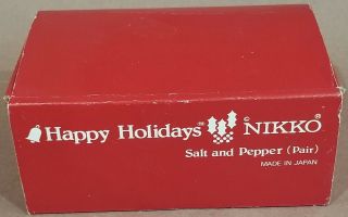 NIKKO HAPPY HOLIDAYS SALT & PEPPER SHAKERS SET CHRISTMAS HOLLY DESIGN 5