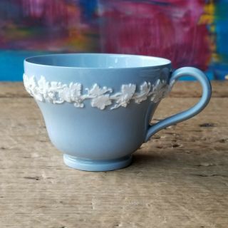 Wedgwood Embossed Queensware Cream On Lavender Blue Tea Coffee Cup Smooth Edge