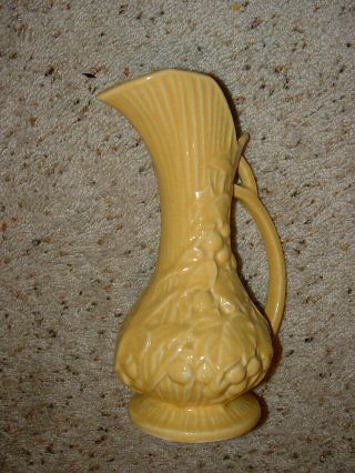 Vintage 1940s Mccoy Ewer Pitcher Vase Grapes And Leaves Yellow