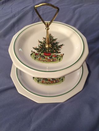 Pfaltzgraff Christmas Heritage 2 Tiered Serving Tray