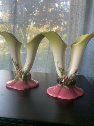 2 Vintage Hull Woodlands Pink And Green Double Cornucopia Vase 9 " Tall