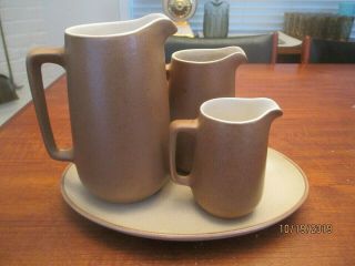 3 Vintage Ceramic Pottery Metlox Poppy Trail Pitchers With Underplate Nm $10 Nr