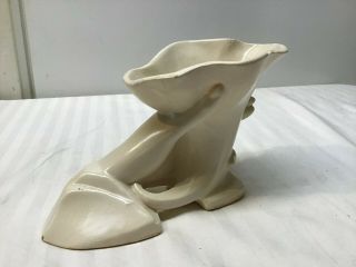 Vintage Nelson Mccoy Pottery White Hand Holding Cornucopia Vase - 1940 